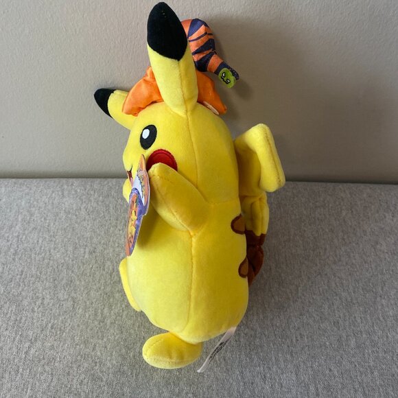 NWT Limited Edition Pokémon Halloween Pikachu Plush with Witch Hat 9" 2019 - Picture 2 of 11